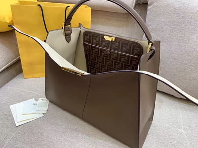 フェンディバッグ内部構造